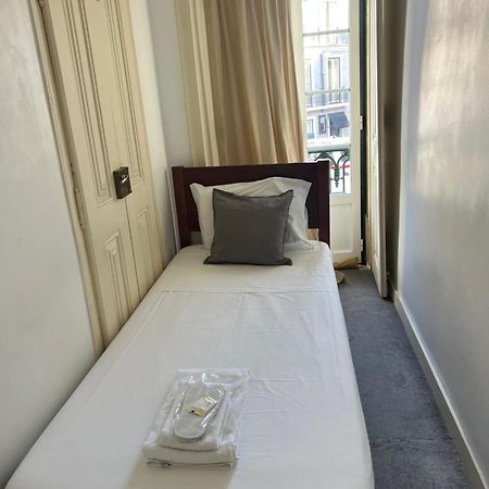 Sao Lazaro Bhuiyan Family Host Hotel Lisbon Bagian luar foto